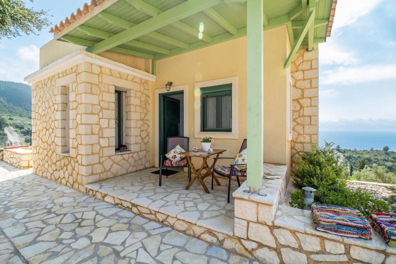 Sapphire Blue Villa Kalamitsi  Bagian luar foto